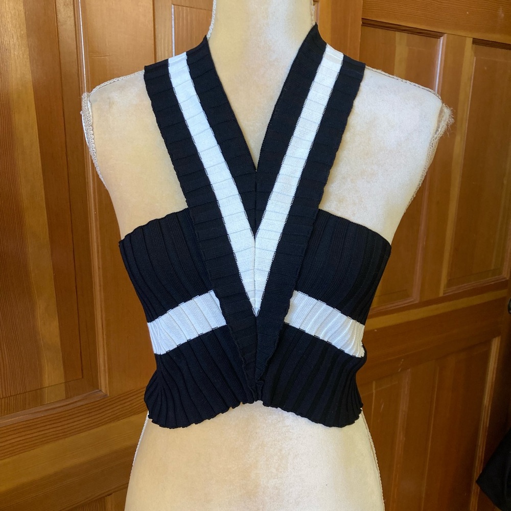 Knitted Halter Tank top. - Picture 7 of 15